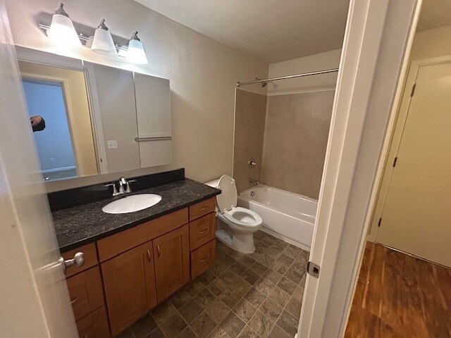 Foto del edificio - 4451 Midvale Ave N