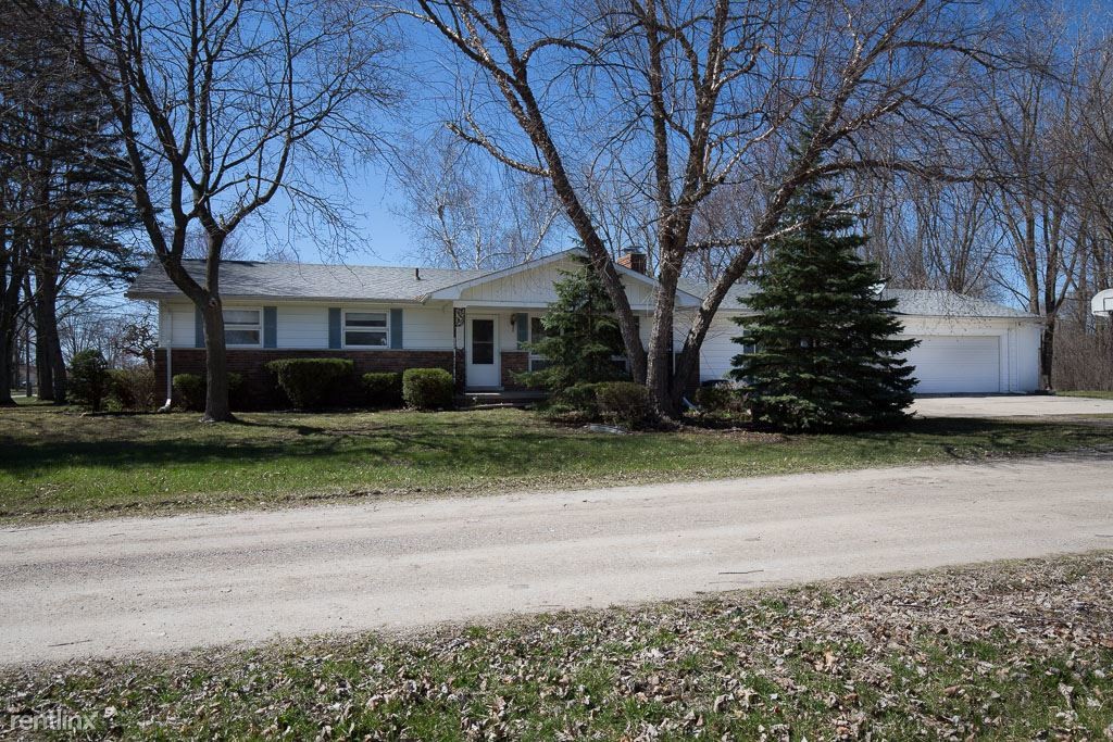 Primary Photo - 3 br, 2 bath House - 204 Degurse Ave