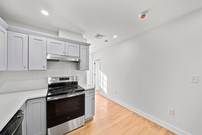 Foto del edificio - 417 Commercial St