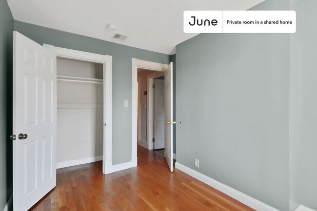 Photo - Room in Shared 7 bed/2 bath home in Allston