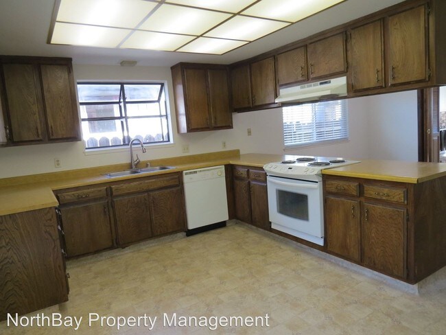 Building Photo - 3 br, 2 bath House - 4925 Snark Ave.