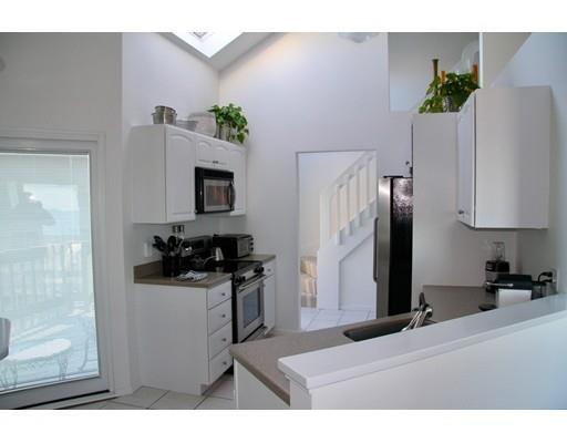 Building Photo - 19 Oceanside Dr