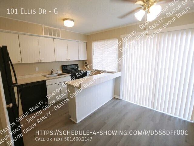 Foto del edificio - 101 Ellis Dr