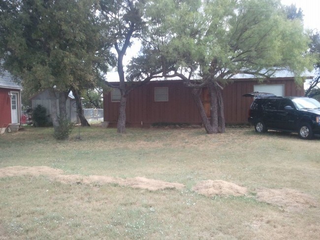 Building Photo - 1050 Dunn Dr
