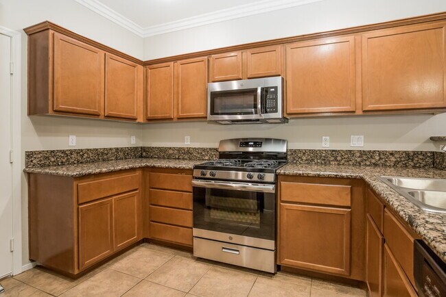 Foto del edificio - 6333 Blushing Willow St