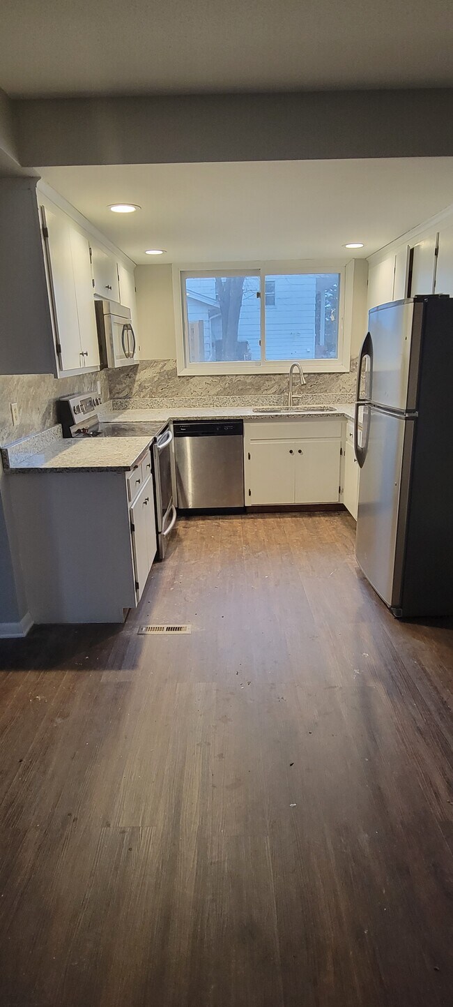 Kitchen - 9712 Penn Ave S
