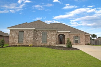 Building Photo - 160 Chartleigh Cir