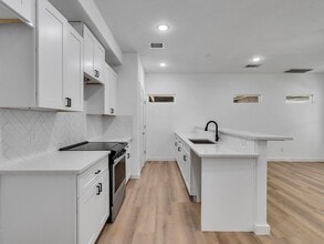 Building Photo - 7428 Laura Koppe Rd