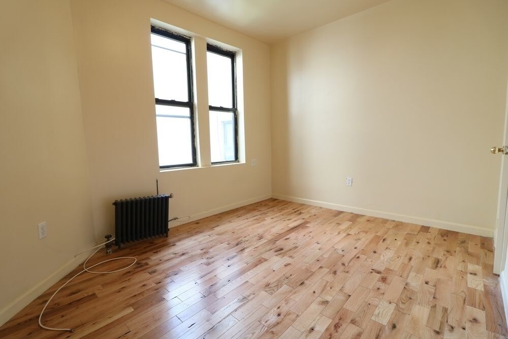 15 Arden St, New York, NY 10040 Apartments in New York, NY