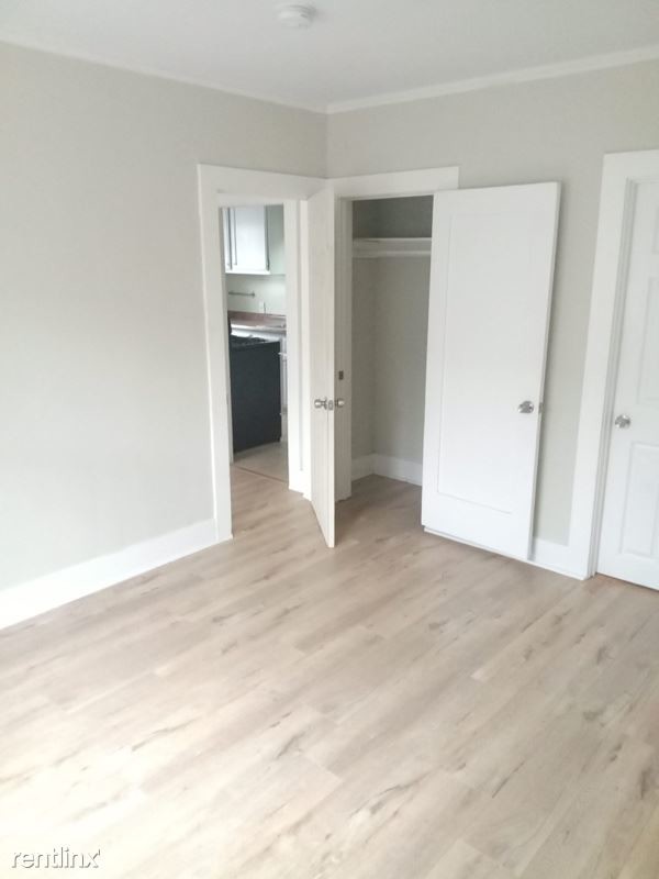 Foto del edificio - 4325 Brighton Ave