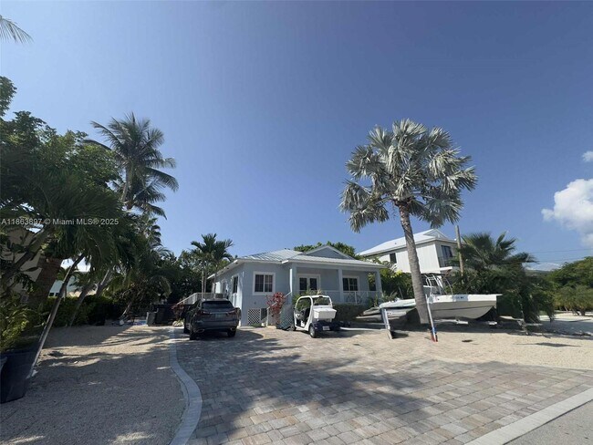 Foto del edificio - 241 W Seaview Dr