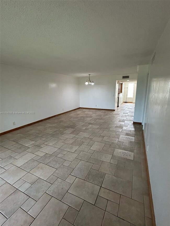 Building Photo - 16471 Blatt Blvd