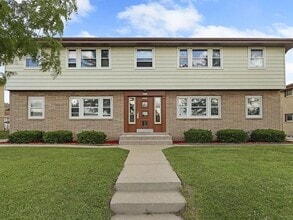 Building Photo - 6823 W Wedgewood Dr
