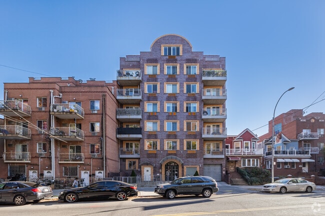 Building Photo - 33-43 Junction Blvd