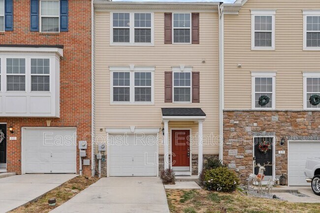 Building Photo - 15 Wayside Ct