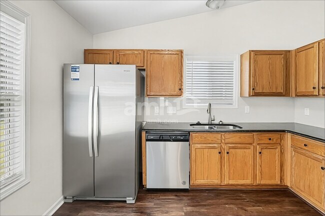 Foto del edificio - 10502 Glory Meadow Ct