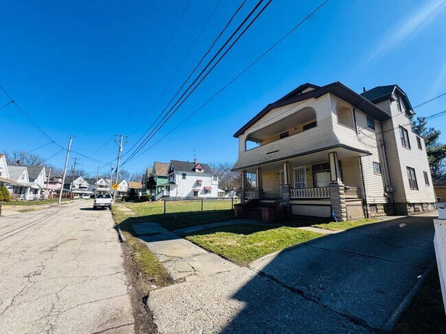 Building Photo - 7406 Ottawa Rd