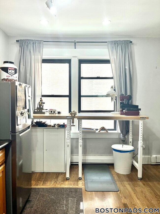 Foto del edificio - 90 Warrenton St
