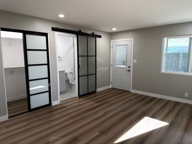 Building Photo - 5149 Arden Dr