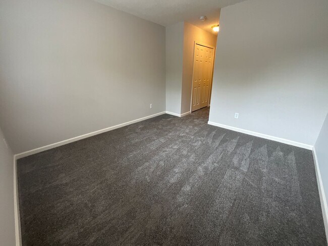 Foto del edificio - Charming 3 bedroom/2.5 bathroom End Unit i...