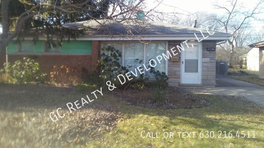 Primary Photo - 17236 Roy St