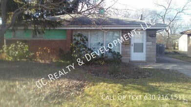 Building Photo - 17236 Roy St