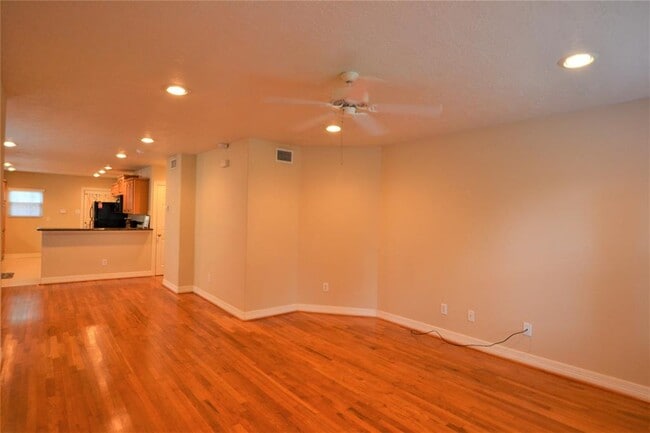 Building Photo - 1507 McDuffie St