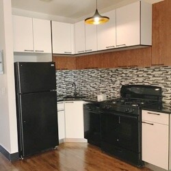Foto principal - 562 Lafayette Ave