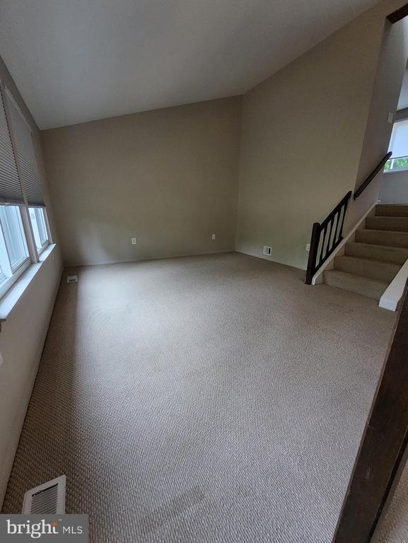 Foto del edificio - 6461 Lancaster Dr