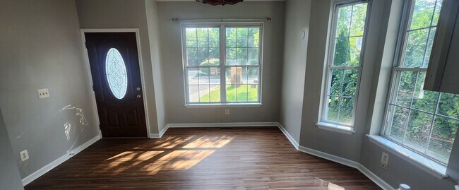 Building Photo - Beautiful King of Prussia 4 Bedroom Coloni...