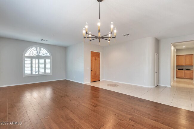 Building Photo - 10996 E Winchcomb Dr