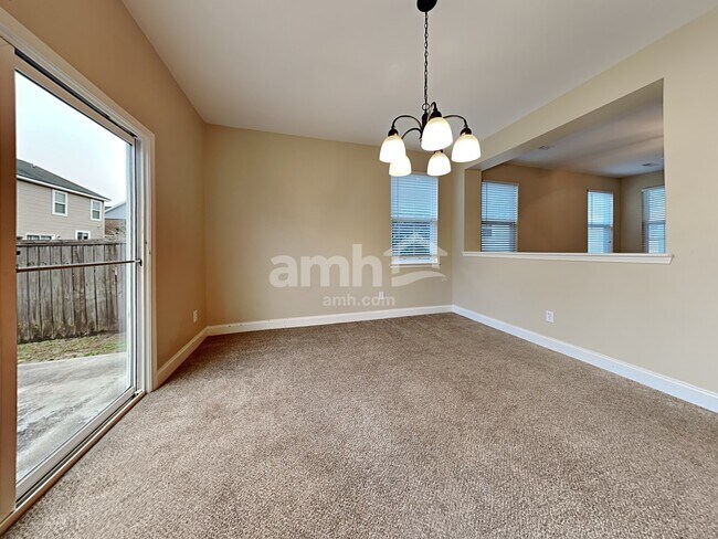 Foto del edificio - 8821 Shadowglen Dr