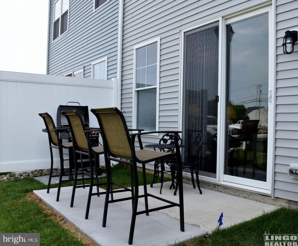 Foto del edificio - 17036 Kaeleigh Ct