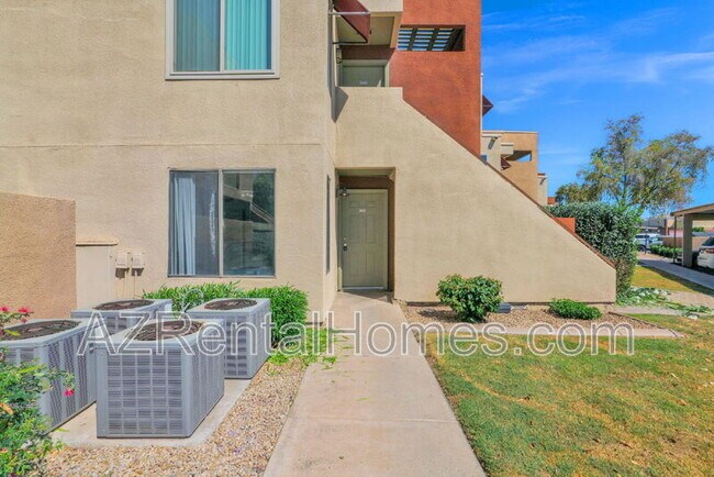 Foto del edificio - 3600 Hayden Rd