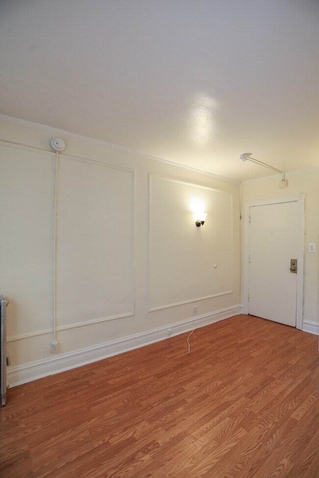 Foto del edificio - 935 W Agatite Ave