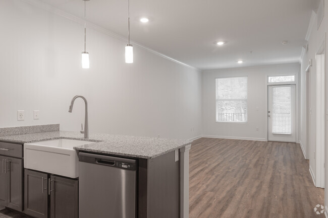 1BR, 1BA - 824SF - Living - Reflection Pointe