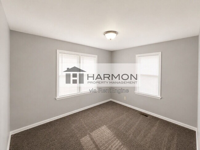 Foto del edificio - 501 Chase St