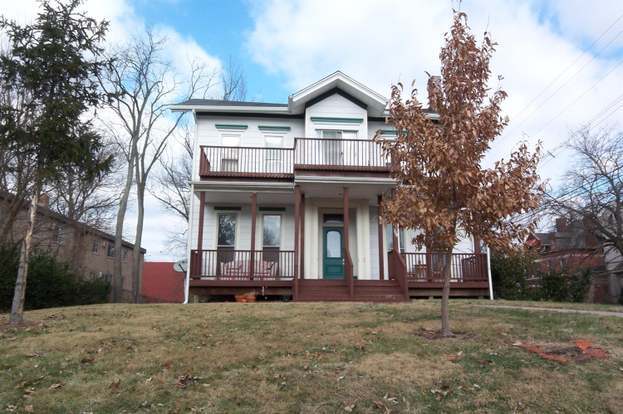 Building Photo - 832 Oak Street