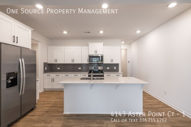 Foto del edificio - 4143 Aster Pt Ct