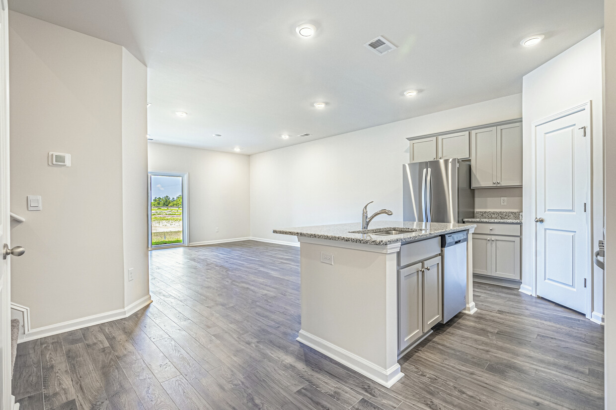 Photo - 3520 Bells Lake Cir (Longs, SC)