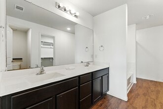 Building Photo - 20939 Wedgewood Chase Wy