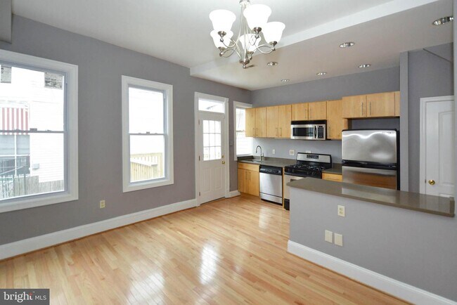 Foto del edificio - 5302 Illinois Ave NW