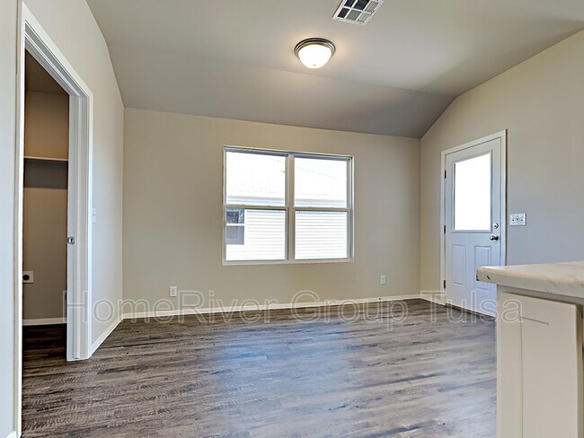 Building Photo - 14109 N 74th E Ave