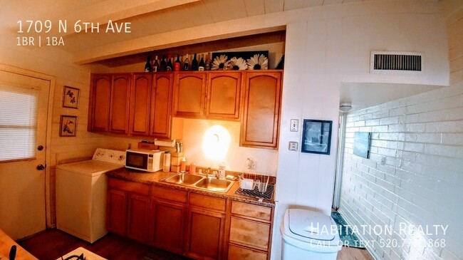 Building Photo - Midcentury 1bed/1bath at the Bronx Park, n...
