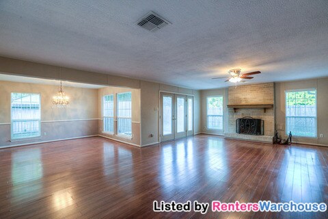 Building Photo - 2620 Durban Dr