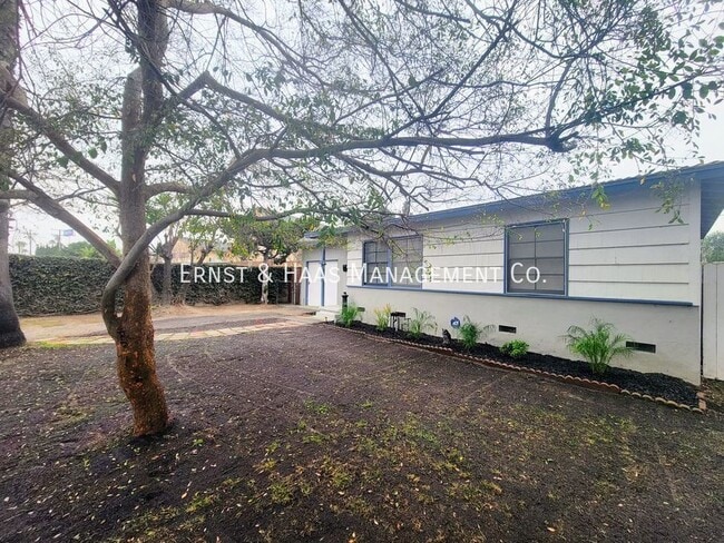 Photo - 13414 Lynne Dr.- House