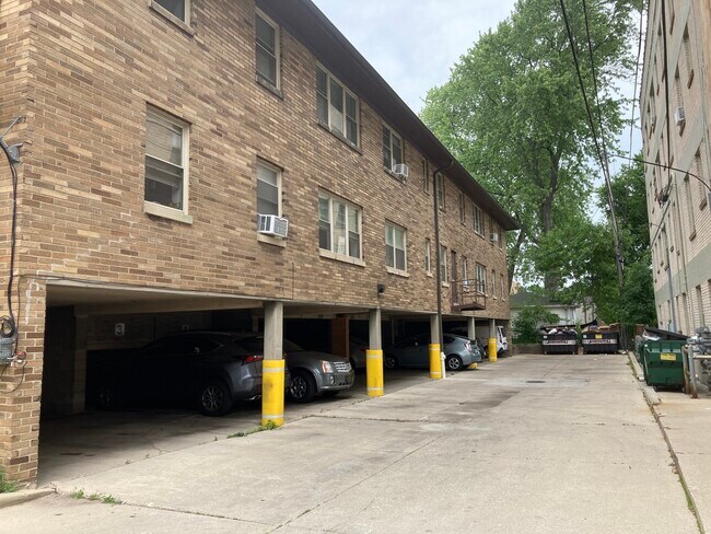 Rear driveway with covered parking - 4000 N Farwell Ave