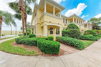 Building Photo - 1501 Napoli Dr W
