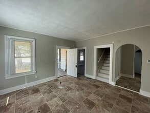 Building Photo - 1058 N 5th St