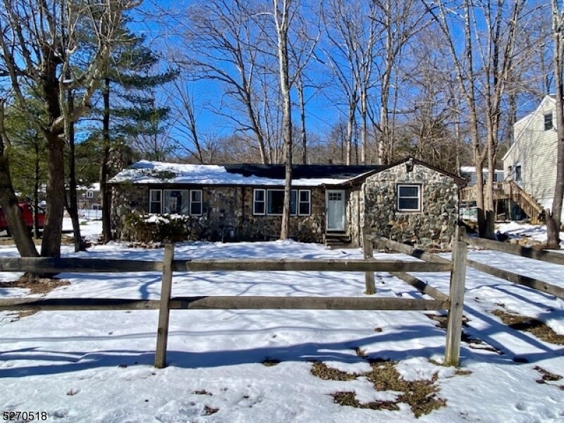 Foto principal - 17 W Lakeview Trail